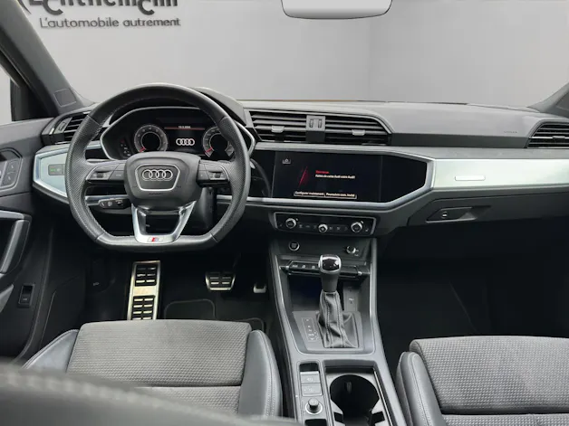 Audi Q3 35 TFSI S line Attraction S-tronic