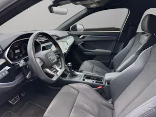 Audi Q3 35 TFSI S line Attraction S-tronic