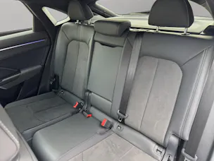 Audi Q3 35 TFSI S line Attraction S-tronic