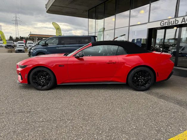 Ford Mustang Convertible 5.0 V8 GT Automat