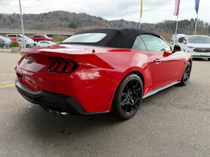 Ford Mustang Convertible 5.0 V8 GT Automat