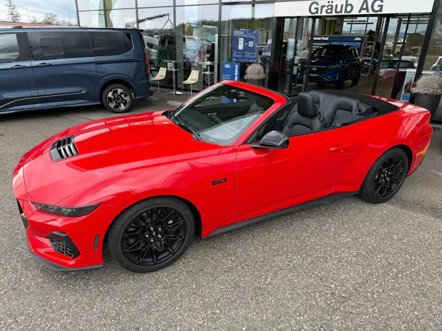 Ford Mustang Convertible 5.0 V8 GT Automat