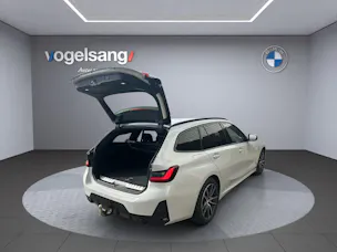 BMW 330e x DriveTouring Steptronic M Sport Pro