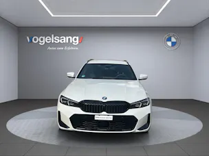 BMW 330e x DriveTouring Steptronic M Sport Pro