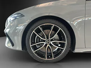Mercedes-Benz A 250 4Matic 8G-DCT AMG Line