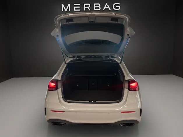 Mercedes-Benz A 250 4Matic 8G-DCT AMG Line