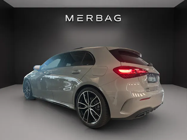 Mercedes-Benz A 250 4Matic 8G-DCT AMG Line