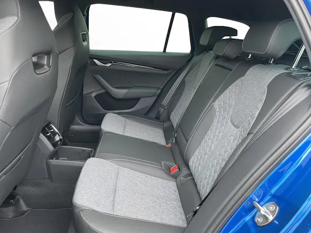 Škoda Octavia Combi 1.5 TSI mHEV DSG Sport Line