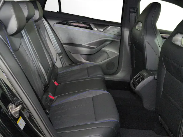 VW Passat Variant 2.0 TSI evo4 R-Line 4 Motion DSG
