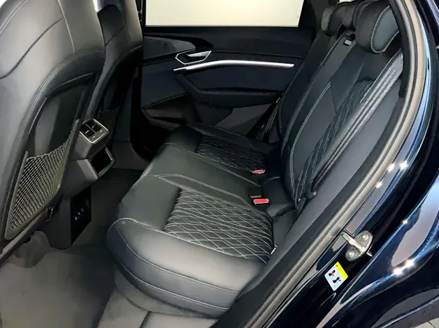 Audi e-tron S Sportback quattro
