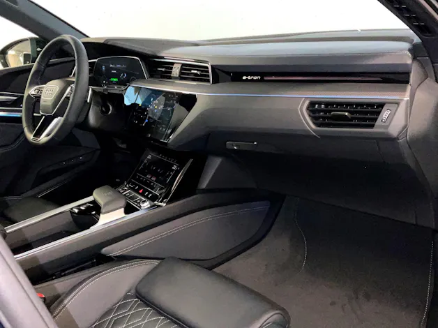 Audi e-tron S Sportback quattro