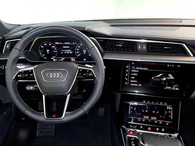 Audi e-tron S Sportback quattro