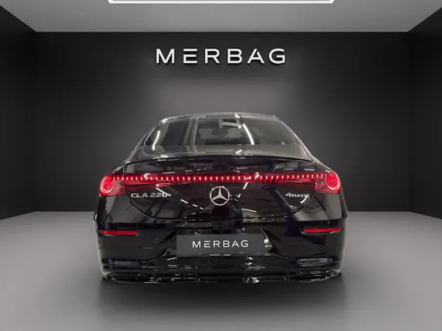Mercedes-Benz CLA 220 8G-DCT 4Matic