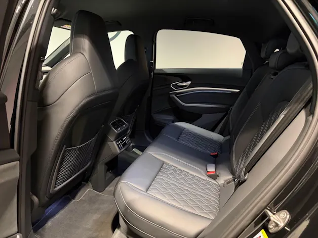 Audi e-tron 55 Sportback S Line Black Edition quattro