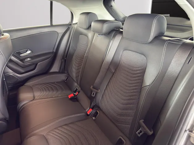Mercedes-Benz A 220 4Matic 8G-DCT