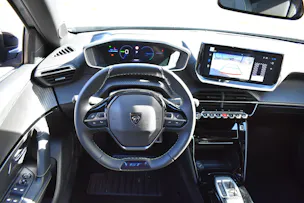 Peugeot 2008 156 e 54 kWh GT