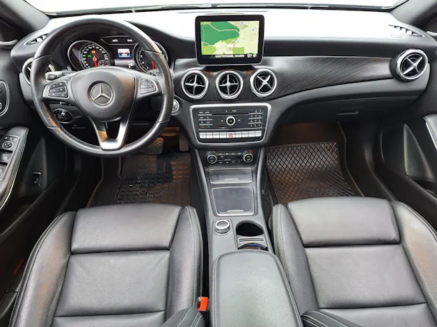 Mercedes-Benz GLA 250 Urban 4Matic