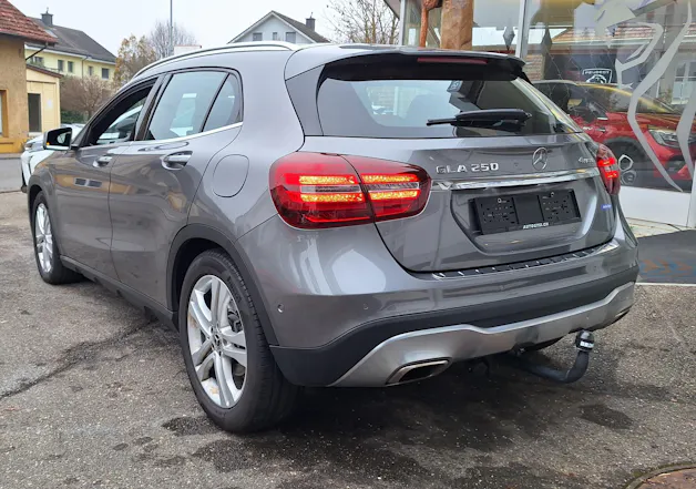 Mercedes-Benz GLA 250 Urban 4Matic