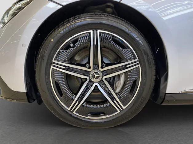 MERCEDES-BENZ EQE 350 Executive Edition AMG Line 4MATIC