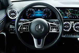 Mercedes-Benz A 220 Progressive 7G-DCT 4Matic
