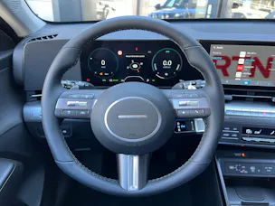 Hyundai Kona 1.6 GDi HEV Amplia DCT