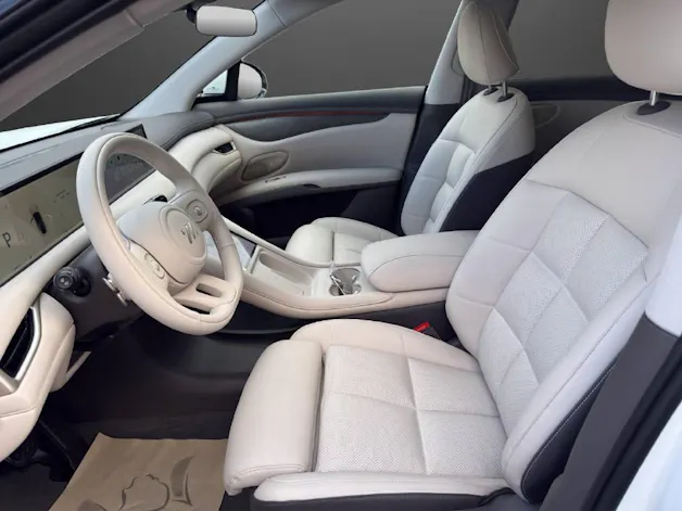 MG IM6 100 kWh Performance 21 4WD