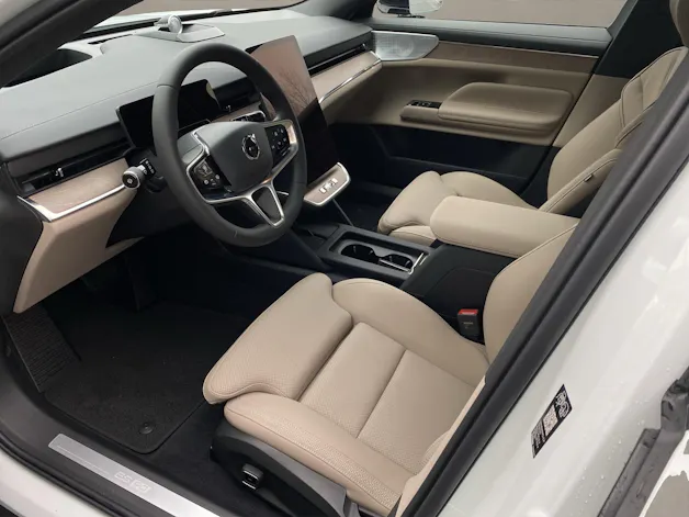 Volvo ES90 Ultra