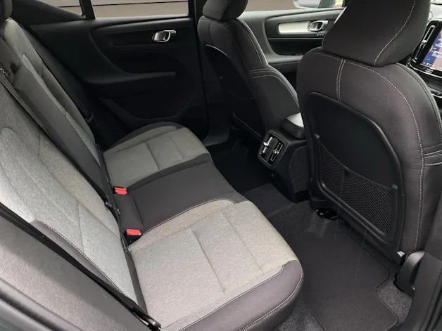 Volvo XC40 2.0 B3 MH XCITE