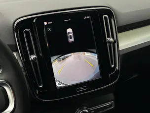 Volvo XC40 2.0 B3 MH XCITE