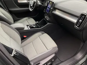Volvo XC40 2.0 B3 MH XCITE