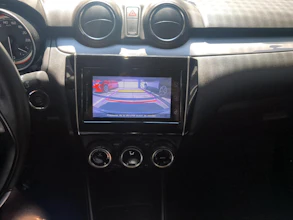 https://vehicle.imgix.net/4236037/d24ebad6-b6b4-4d02-ab89-f334725a59b8.jpg