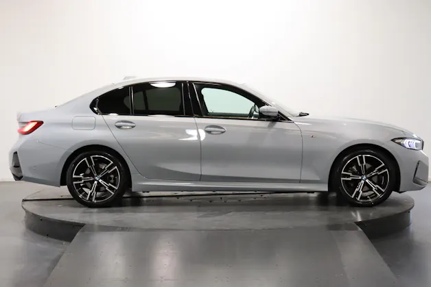 BMW 320d xDrive SAG