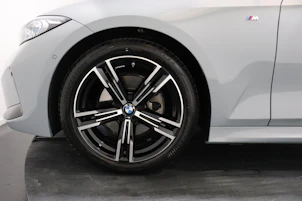 Fahrzeugbild BMW 320d xDrive SAG