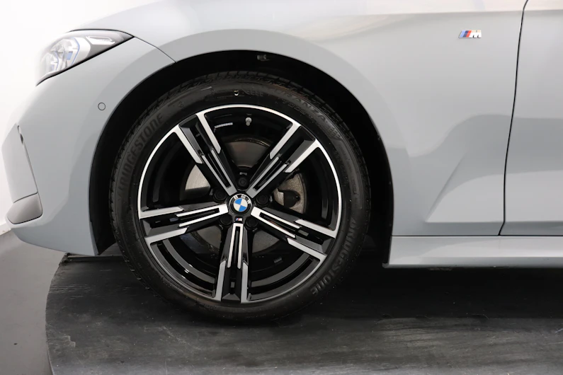 Fahrzeugbild BMW 3 SERIES