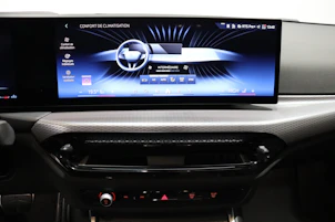 Fahrzeugbild BMW 320d xDrive SAG