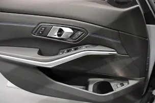 BMW 320d xDrive SAG