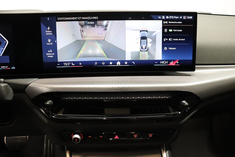 Fahrzeugbild BMW 3 SERIES