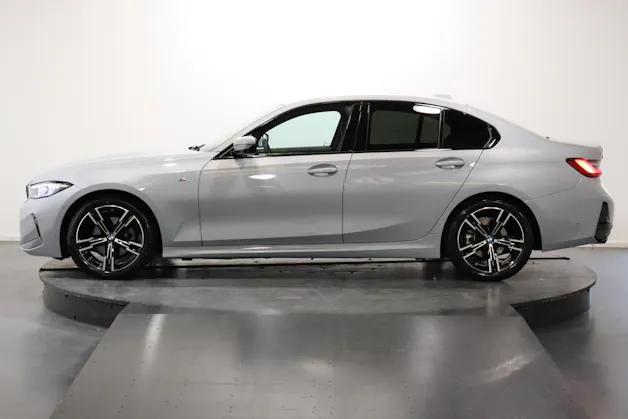 BMW 320d xDrive SAG