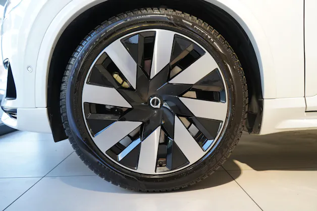 Volvo XC90 2.0 T8 TE XCLUSIVE Dark 7P. eAWD