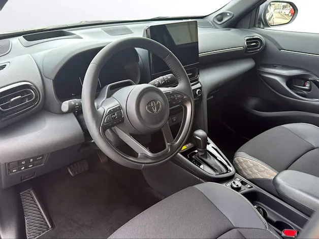 Toyota Yaris Cross 1.5 VVT-i HSD Premium AWD-i