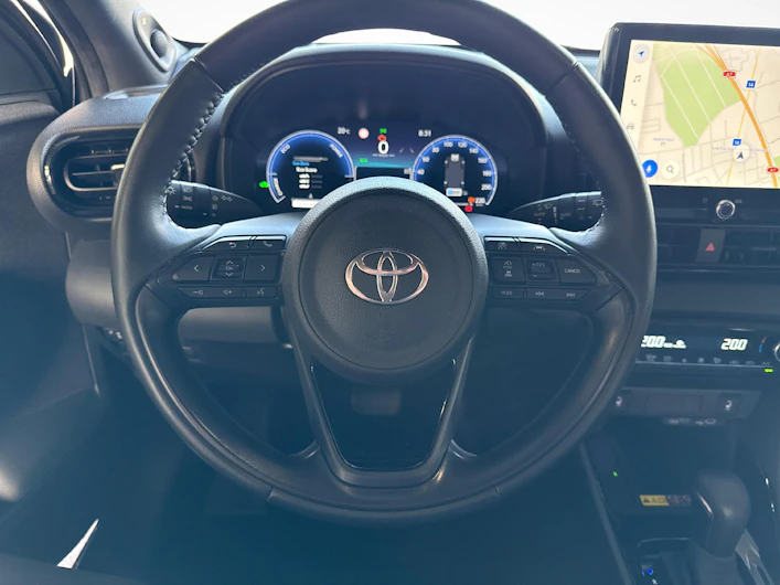 Fahrzeugbild TOYOTA YARIS