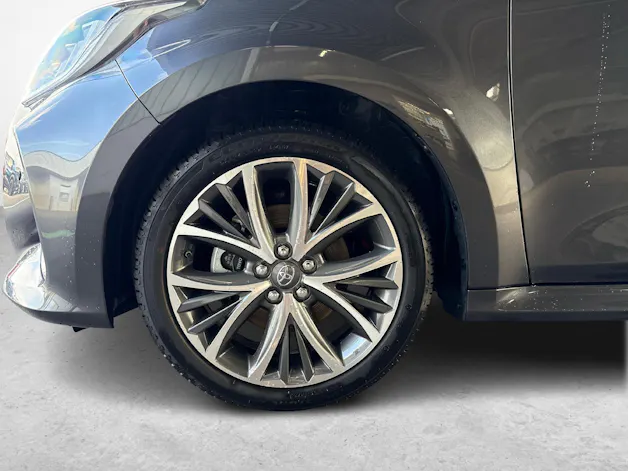 Toyota Yaris 1.5 VVT-i HSD Premium