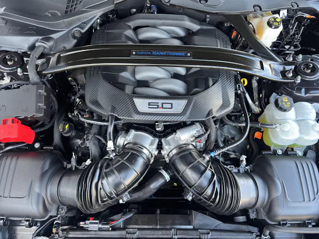 Ford Mustang Coupé 5.0 V8 Dark Horse