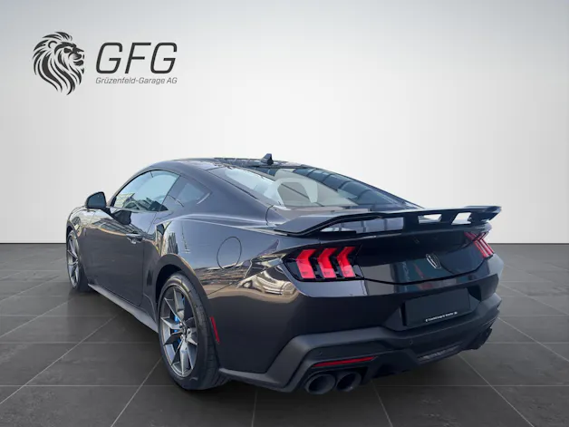 Ford Mustang Coupé 5.0 V8 Dark Horse