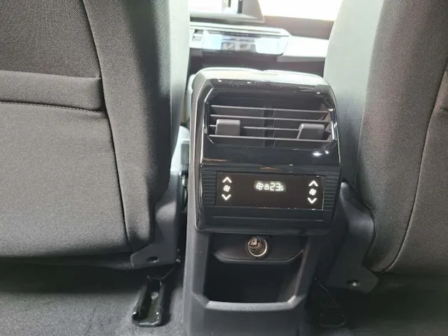 Peugeot 5008 1.6 PHEV Allure