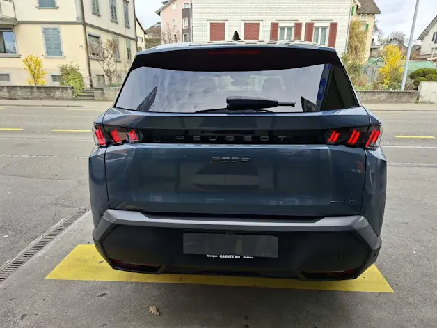 Peugeot 5008 1.6 PHEV Allure