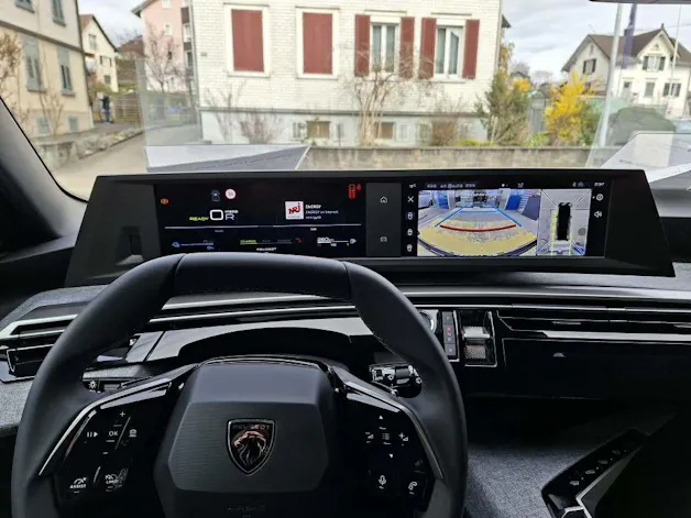 Peugeot 5008 1.6 PHEV Allure