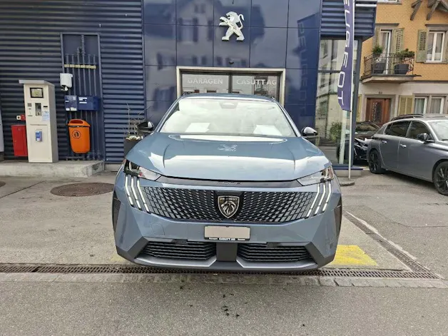 Peugeot 5008 1.6 PHEV Allure
