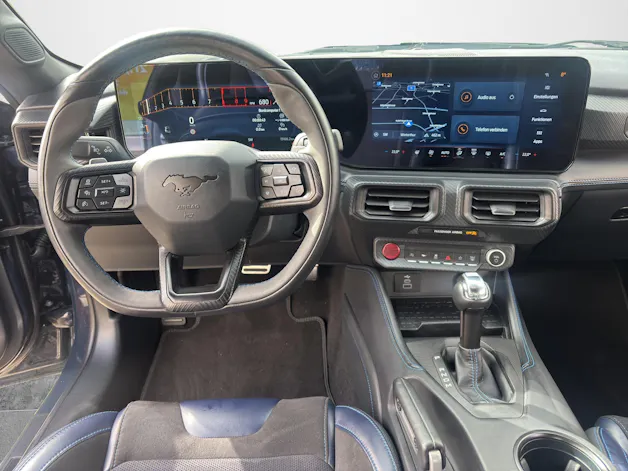 Ford Mustang Coupé 5.0 V8 Dark Horse