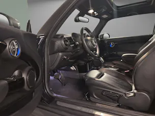 Mini F56 Cooper SE